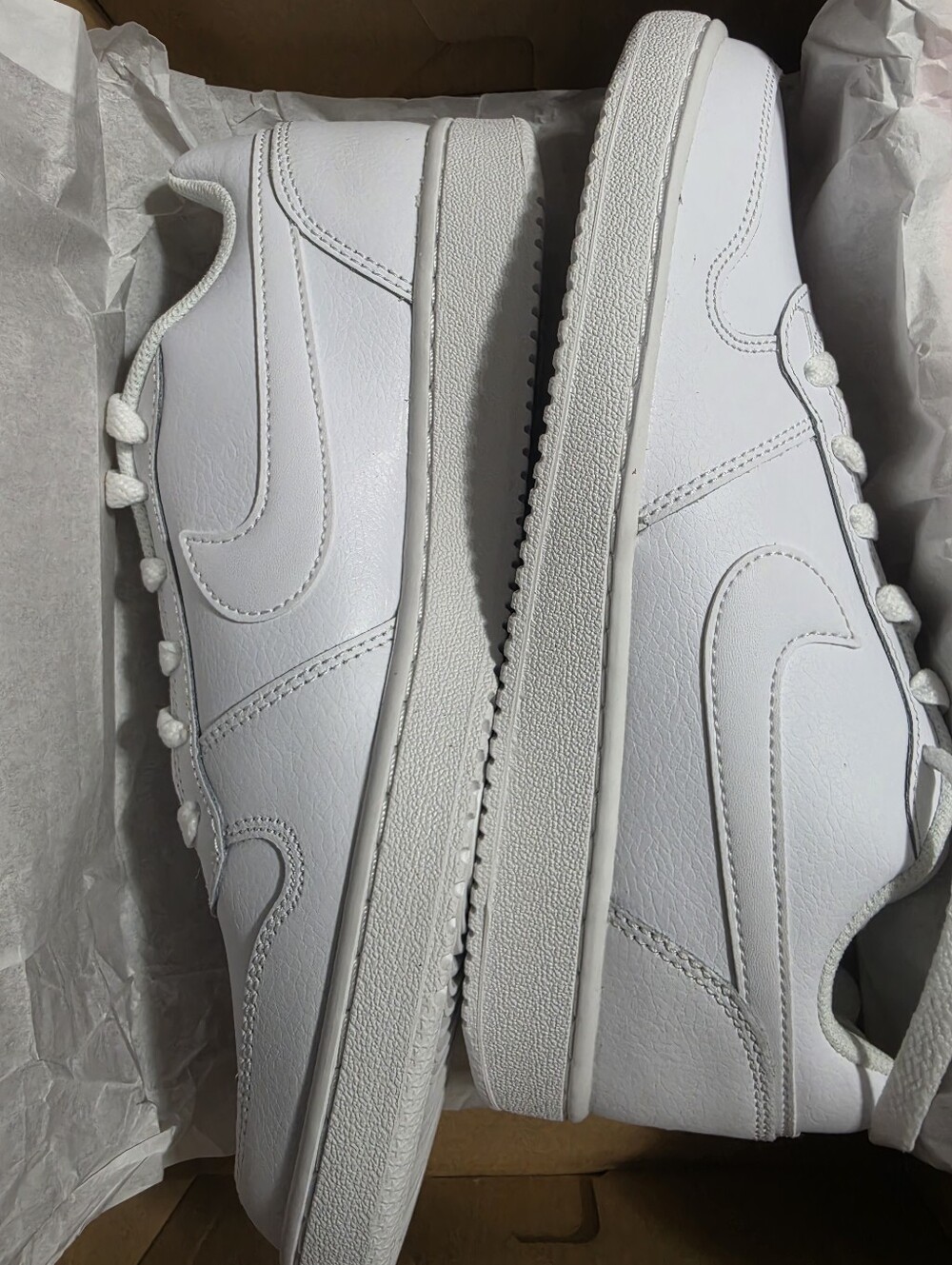 Womens Nike Ebernon